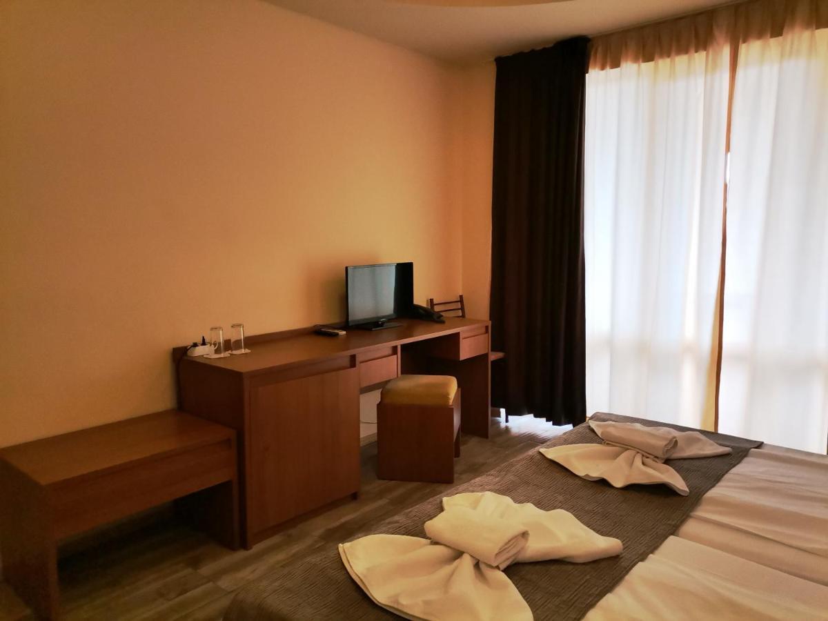 Paris Hotel Balchik Exterior foto