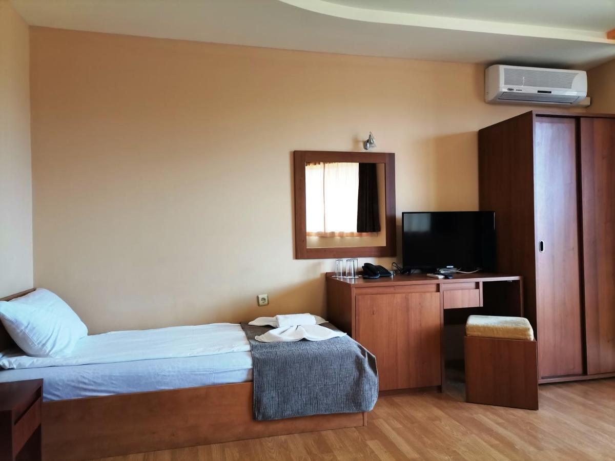 Paris Hotel Balchik Exterior foto