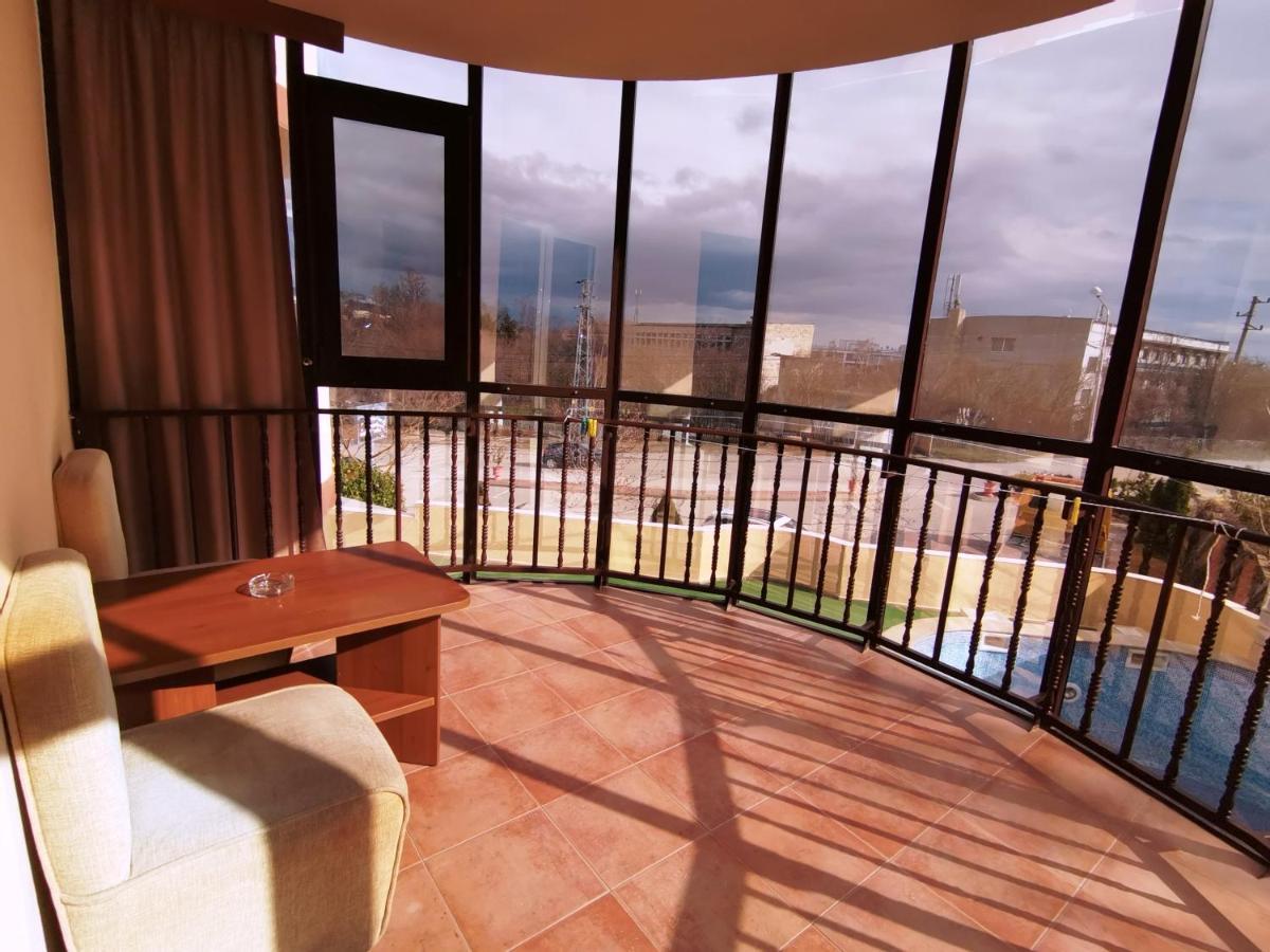 Paris Hotel Balchik Exterior foto
