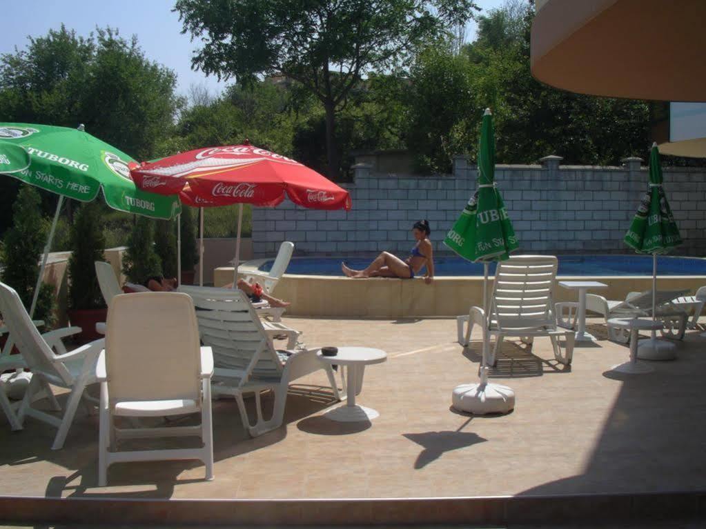 Paris Hotel Balchik Exterior foto